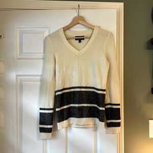 Banana Republic V-Neck Wool Blend Sweater